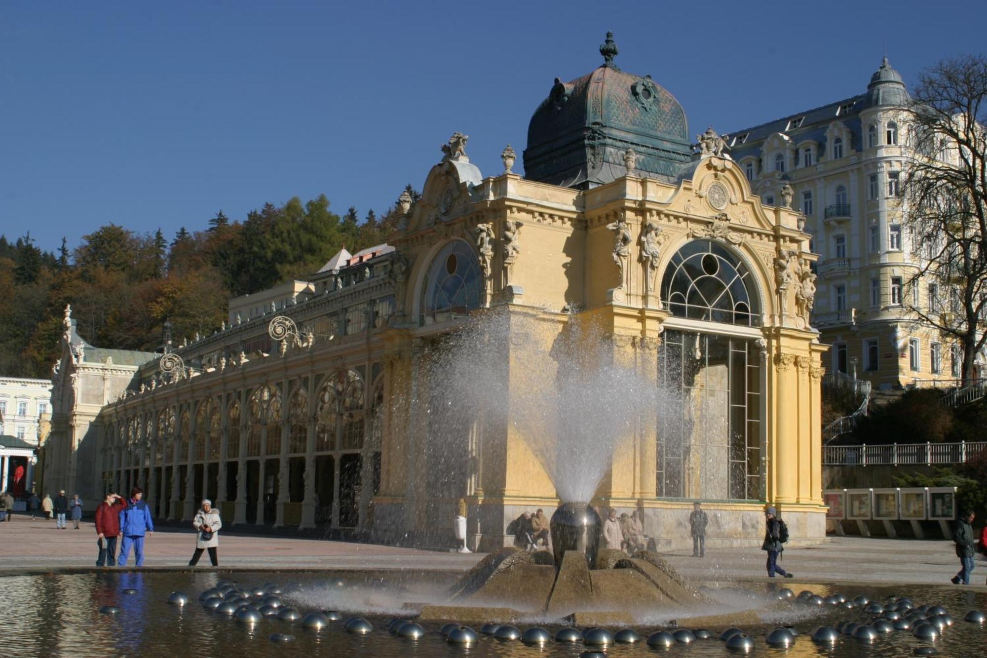 Belvedere Wellness Hotel Маріанські Лазні Екстер'єр фото